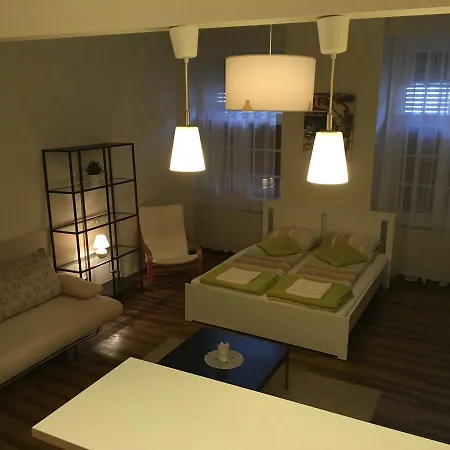Arany Janos Apartman Appartement *