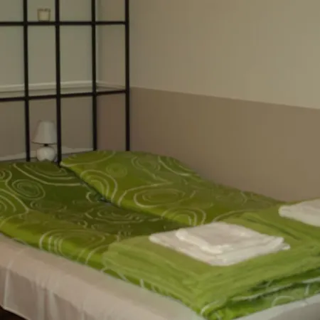 아파트 Arany Janos Apartman