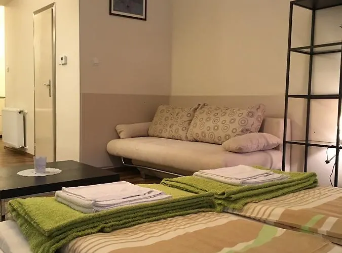 Apartmán Arany Janos Apartman *