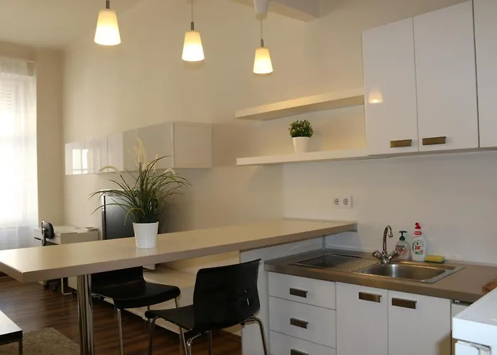 Arany Janos Apartman *