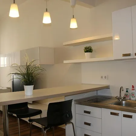 Arany Janos Apartman *